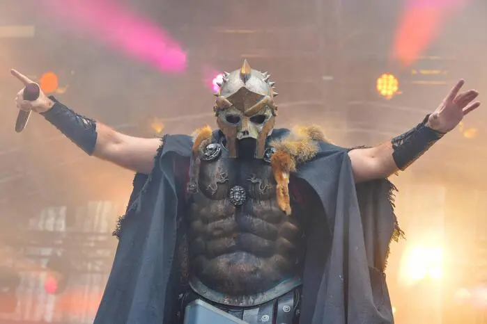 Bereits am ersten Festivaltag ging es mit Bands wie WASP, Dartagnan, Warkings oder Darkfall ordentlich rund.