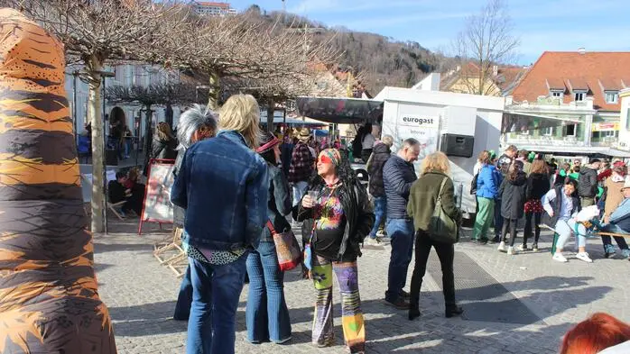 Klicken Sie sich durch die Fotos!