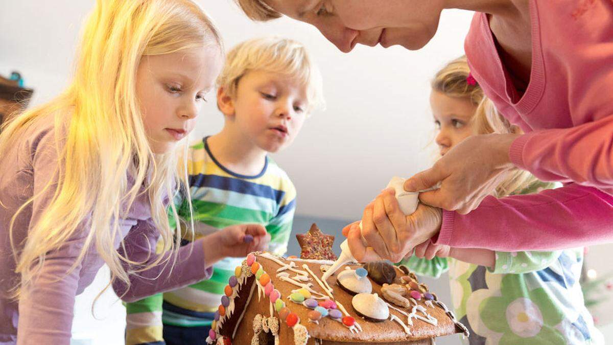 Am 9. Dezember haben Kinder in der Backstube Loder die Lizenz zum Verzieren, Kneten, Formen und Bröseln