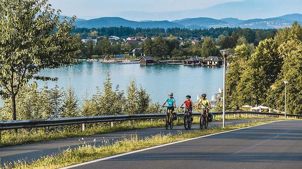   Zahlreiche Rad- und Wandertouren werden im September und Oktober angeboten