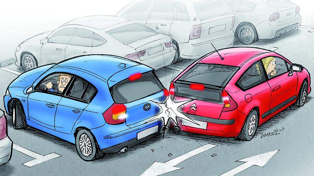 Beim Ausparken und Rückwärtsfahren gilt besondere Vorsicht. Kann der Schuldige nicht ermittelt werden, wird der Schaden oft geteilt!