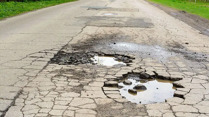 Servitutsberechtigte müssen auch für Straßenerhaltung zahlen