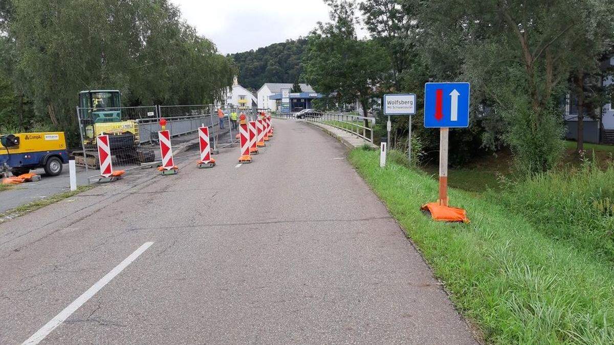 Auch die 21 Meter lange Schwarzaubrücke wird saniert