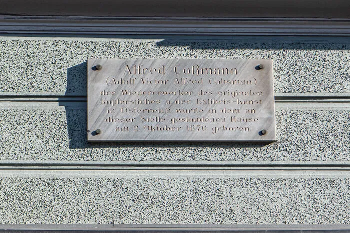 Kupferstecher Alfred Coßmann stammt aus dieser Gasse.