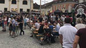 Köstlichkeiten unterschiedlichster Art warteten beim „Street Food Festival“ auf die Besucher