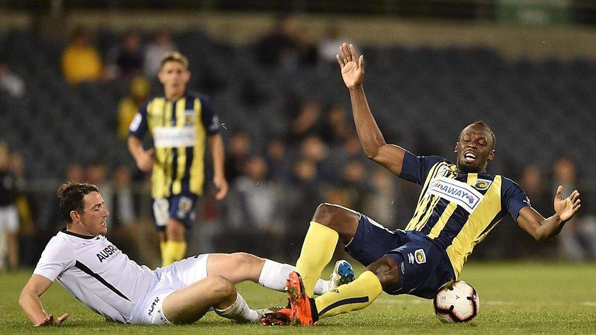 Usain Bolt (rechts) im Dress der Central Coast Mariners