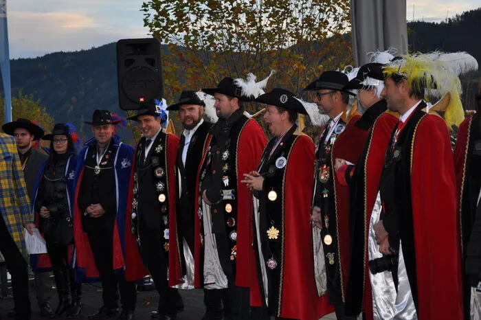 Mit dabei waren auch befreundete Narren aus Spittal, Möllbrücke und Baldramsdorf.