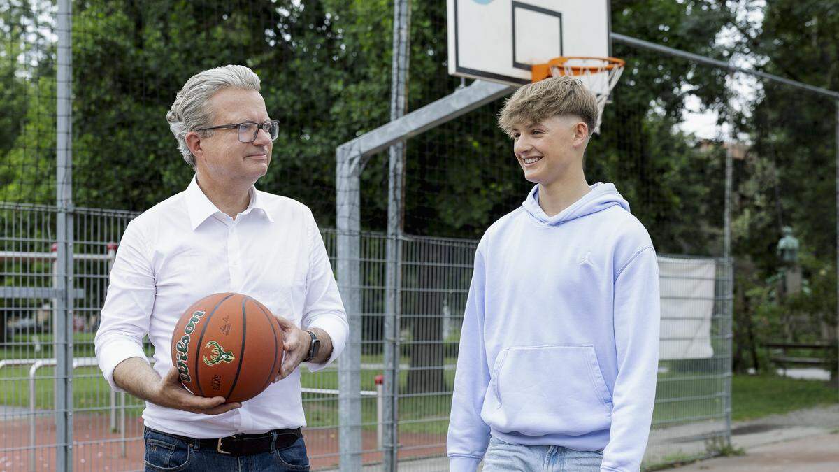 Zuhören sowie Sorgen und Ängste nehmen – Landeshauptmann Christopher Drexler will den Jungen in der Steiermark wieder Mut machen