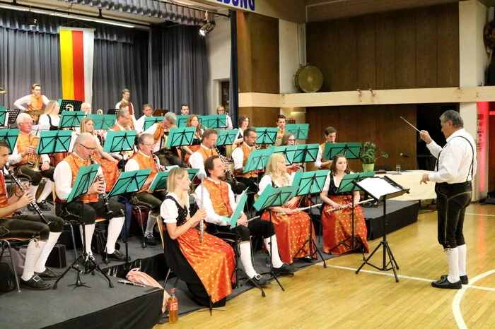 Übrigens: Ein Video vom Konzert gibt es auf Facebook Kleine Zeitung St. Veit/Feldkirchen zu sehen! 