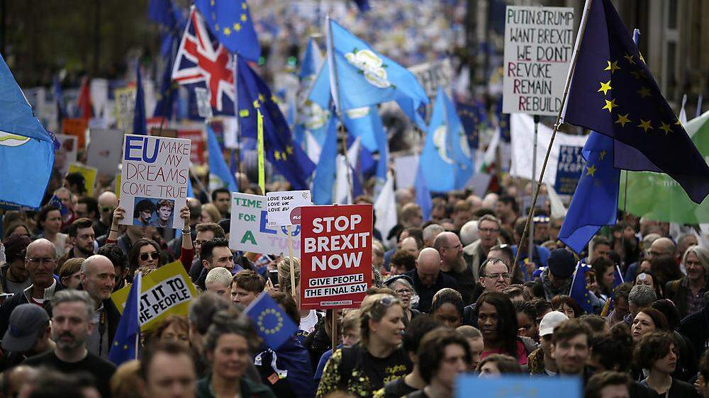 Demonstrieren gegen den Brexit 