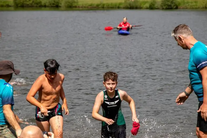 Die drei Leistungsstufen – Aquathlon der Kinder, Supersprint (Hobbybewerb) und die olympische Distanz waren jeweils noch in unterschiedliche Altersgruppen unterteilt