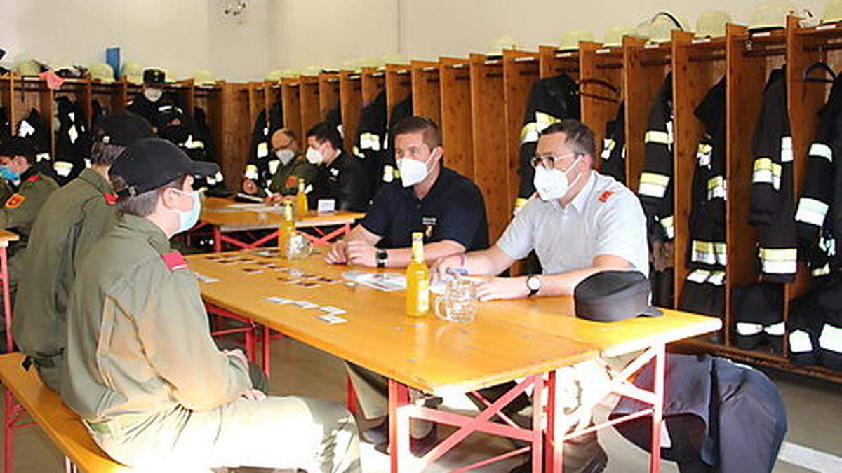 Sechs Feuerwehrjugendgruppen aus dem Bezirk Feldkirchen stellten sich dem Wissensbewerb