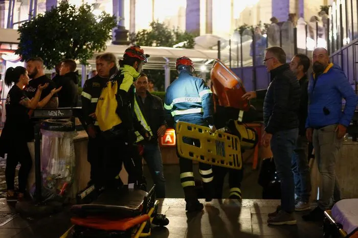Die schwerverschuldete ATAC-Gesellschaft, die wegen des ineffizienten Nahverkehrssystem in der Hauptstadt immer wieder ins Kreuzfeuer der Kritik gerät, versicherte, dass die Rolltreppe erst kürzlich kontrolliert worden sei.