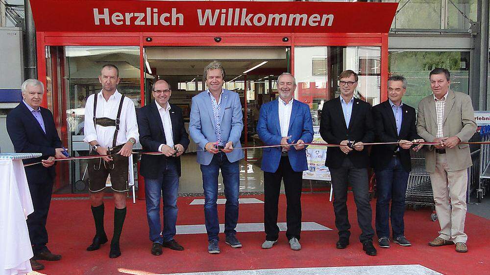 Offizielle Eröffnung durch Vertreter von Öbau Reisinger wie auch der Stadt Weiz