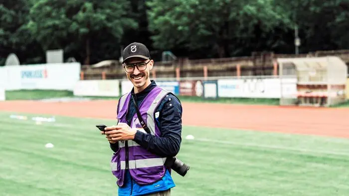 Mit seiner Kamera ist Reitegger oft in der Nähe von Fußballplätzen zu finden