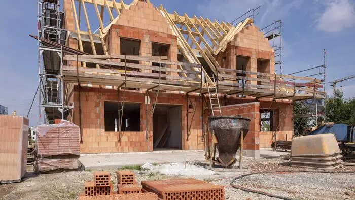 Für Osttirol wurden acht Millionen Euro Wohnbauförderung für Neubau und Sanierung von 789 Wohneinheiten zugesichert.