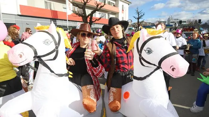 Der Faschingsumzug in Feldkirchen ging am Dienstag über die Bühne.