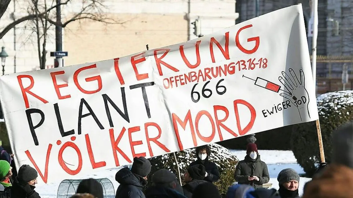 Bei der Corona-Demo in Wien waren auch Verschwörungstheoretiker zugegen