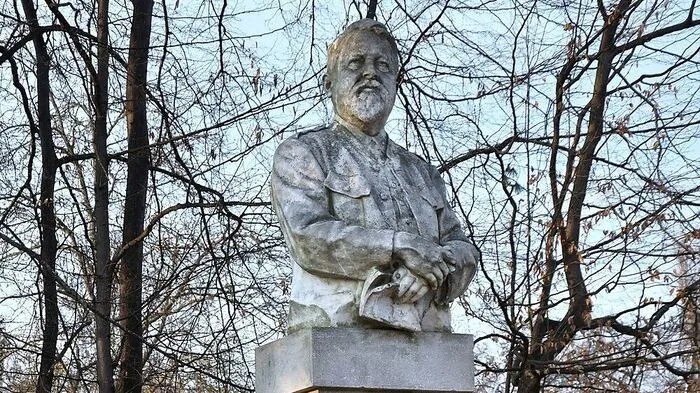 Noch heute erinnert in Leibnitz ein Denkmal an Karl Morre