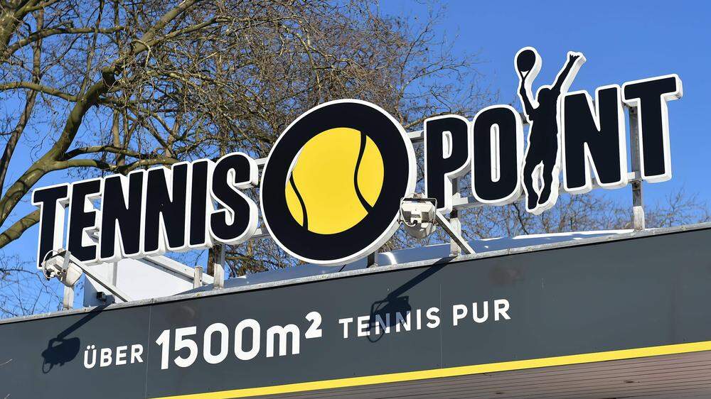 Hinter Tennis Point steht die Signa Sports United, die im Herbst 2023 Insolvenz anmeldete