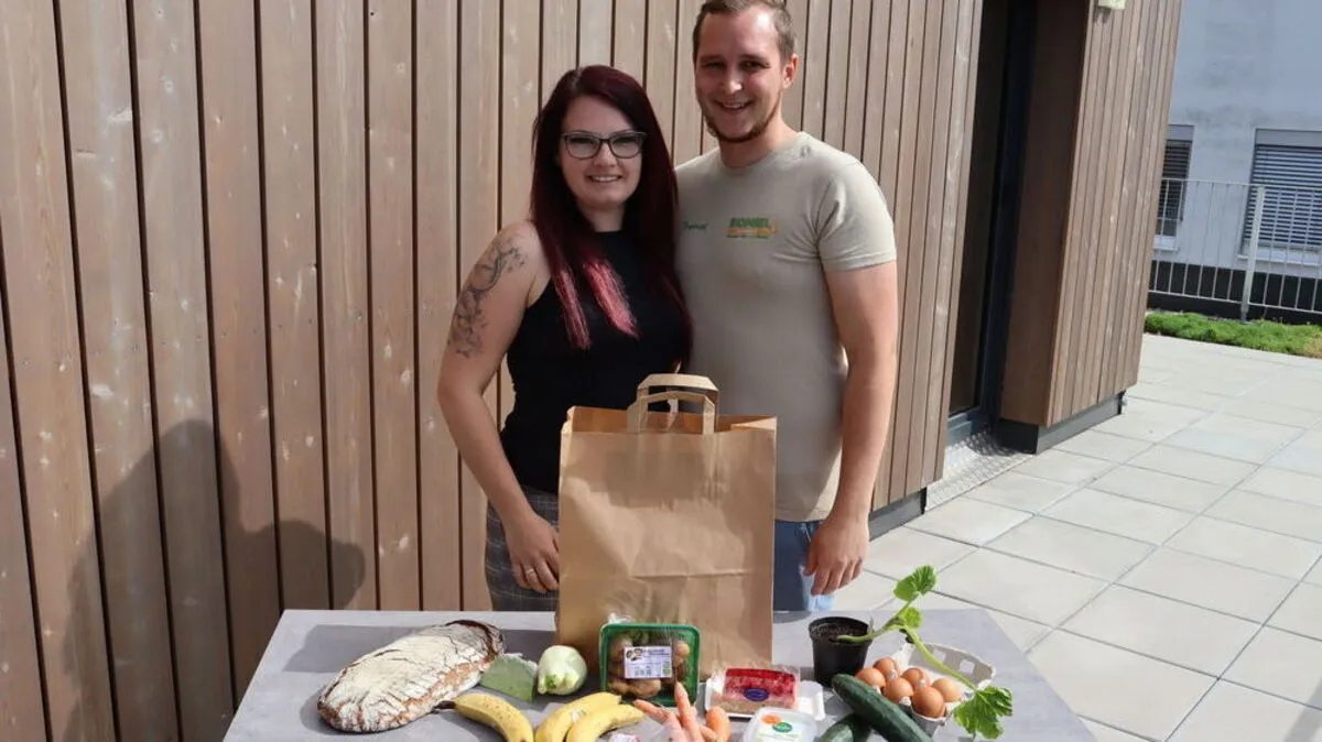 Thomas und Lisa-Marie Rosenberger von der Bioinsel Rosenberger