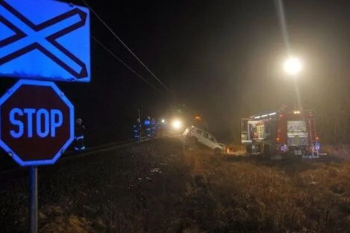 Zu einem tödlichen Unfall kam es an einem unbeschrankten Bahnübergang beim Flugplatz Fürstenfeld.