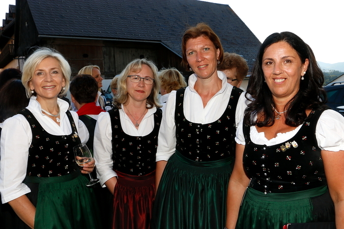 Klicken Sie sich durch weitere Bilder.