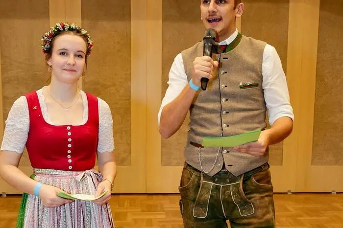 Obmann Maximilian Liebminger und Leiterin Stefanie Honis freuten sich über viele Gäste.