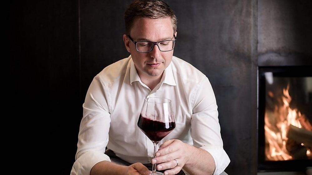 Alex Koblinger ist Chefsommelier in Döllerers Genusswelten wie auch Service- und Qualitätsmanager in Döllerers Weinhandel in Golling