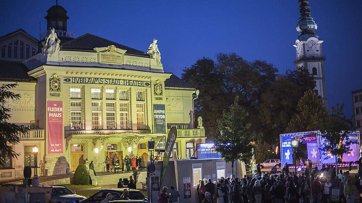 Das Stadttheater ist wieder Treffpunkt zur Museumsnacht.