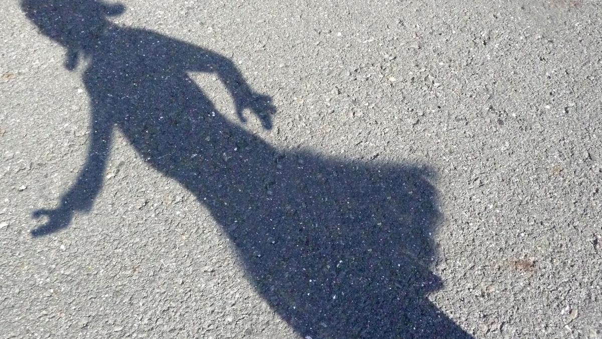 Der Schatten der Vergangenheit verfolgte die Frau (Symbolfoto)