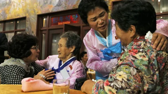 Die ersten Familientreffen seit drei Jahren zwischen Verwandten aus Nord- und Südkorea sind am Sonntag zu Ende gegangen.