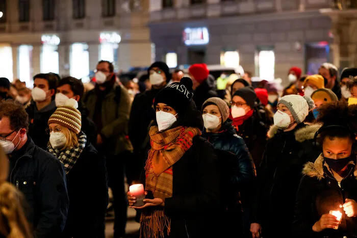 ... am Abend fand als zweite Veranstaltung auch ein Lichtermeer statt ...