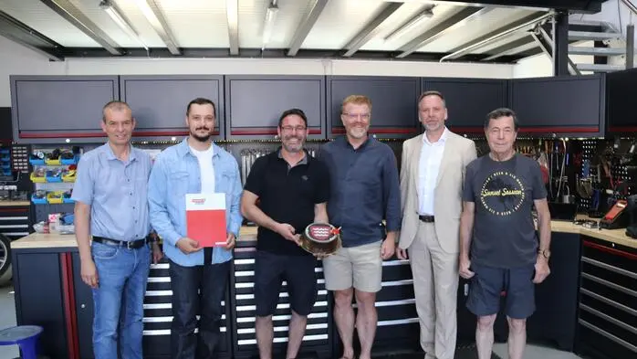 Jörg Opitz, StR Sandro Fuchsbichler, Harald Zenz, BGM Harald Bergmann, VzBGM René Jäger und Werner Zenz