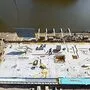 Die Thalersee-Baustelle aus der Kranperspektive: Acht "Zehen" für die künftige Terrasse ragen mittlerweile übers Wasser