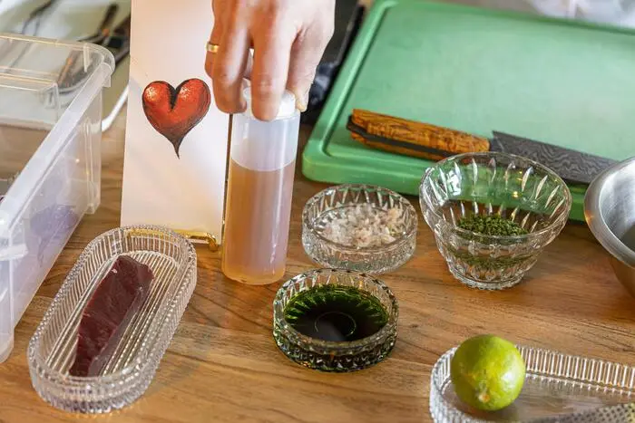 Viele Zutaten braucht es für das Rinderherz-Tatar nicht.