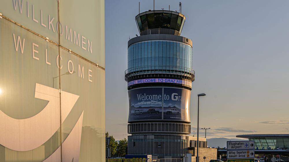 Der Flughafenturm in Graz