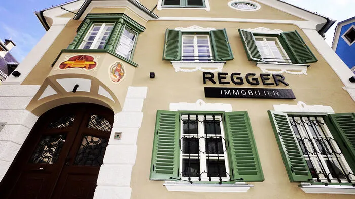 Das alte Umfahrer-Wohnhaus in der Bernhardtgasse wurde mit Handwerksspezialisten zum Schmuckstück. Für die Malerarbeiten zeichnete die Firma Ebner aus Spittal verantwortlich.