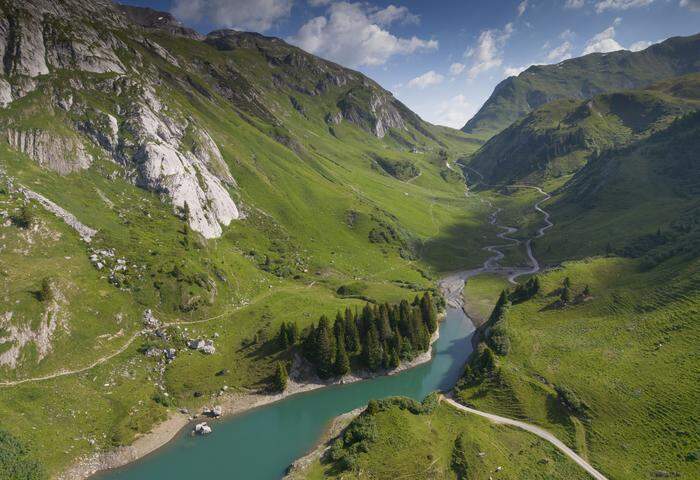  Auf 1800 Meter muss man hinauf, wenn man zum Spullersee in Vorarlberg will (Gemeindegebiet von Dalaas)