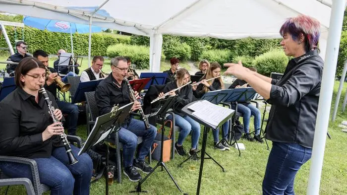 Jubiläumsfrühschoppen mit der Gemeinde-Trachtenmusikkapelle Weißenstein