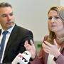 Innenminister Karl Nehamer und Frauenministerin Susanne Raab wollen die Fallkonferenzen reaktivieren