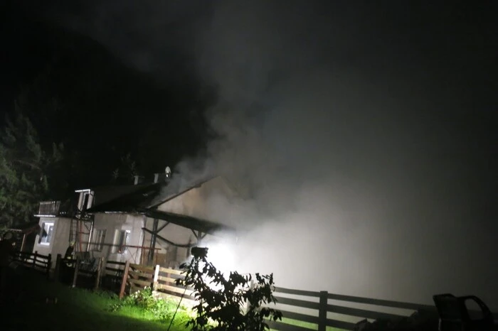 Die Feuerwehren Holzschlag, Günseck, Unterkohlstätten und Oberwart waren mit insgesamt zehn Fahrzeugen und 60 Mann im Einsatz.