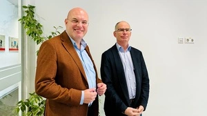 Norbert Steinwidder, Obmann der WKO-Regionalstelle (links) und Harald Reiter, Geschäftsstellenleiter des AMS Murau