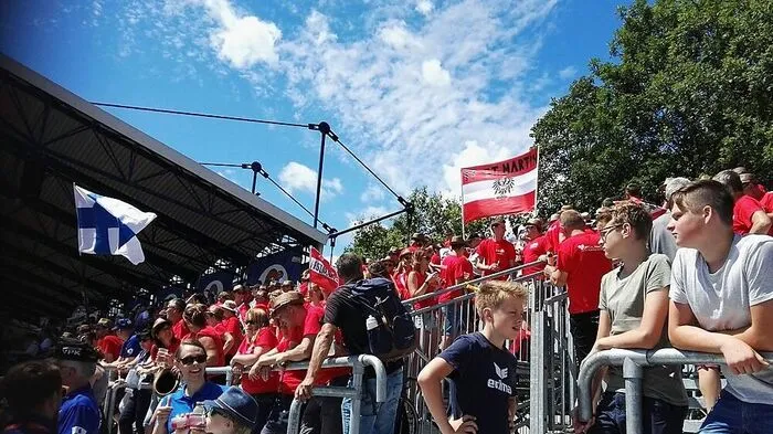 Die Fans waren gut aufgelegt