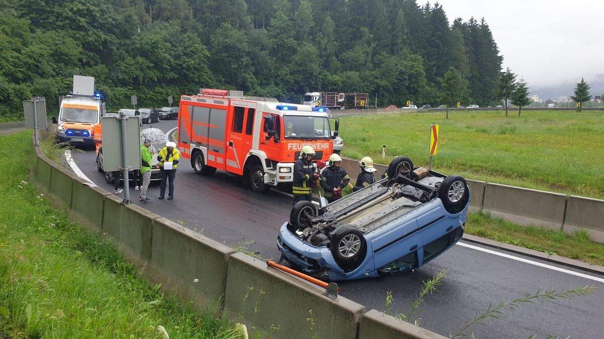 Die Lenkerin konnte sich selbst befreien