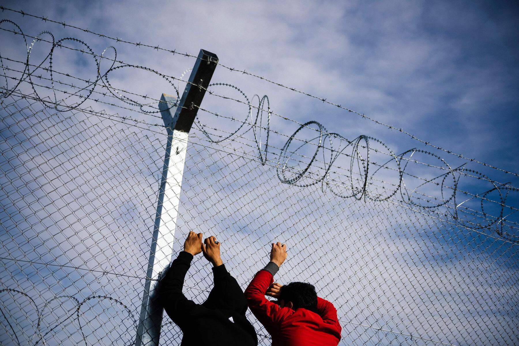 Abschiebungen, Asylzentren und Co.: Die Asyl-Luftschlösser der Politik