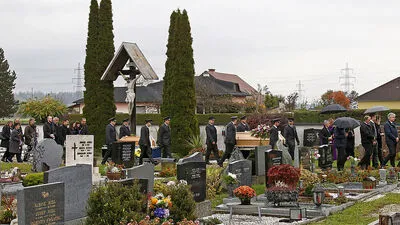 Von Polizist getötete Kärntnerin und ihr Sohn beigesetzt