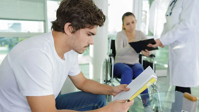 Hilfe gibt's bei der Jobsuche und später im Beruf