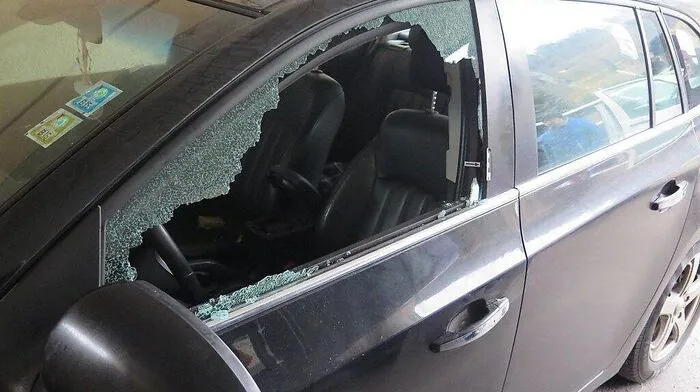 Vier Autos waren im Visier der Unbekannten