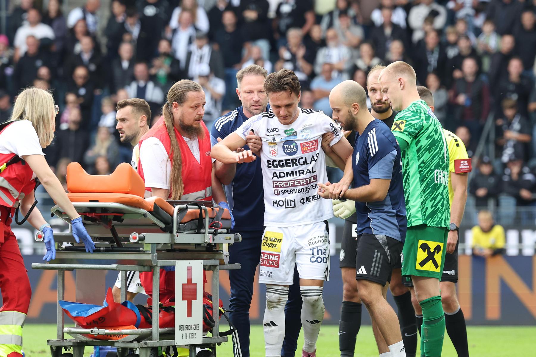 Nach Zusammenstoß: Hartberg-Stürmer Fridrikas erlitt gegen Sturm ein Schädel-Hirn-Trauma